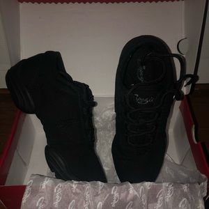 New! Never Worn! Capezio Jazz Sneakers